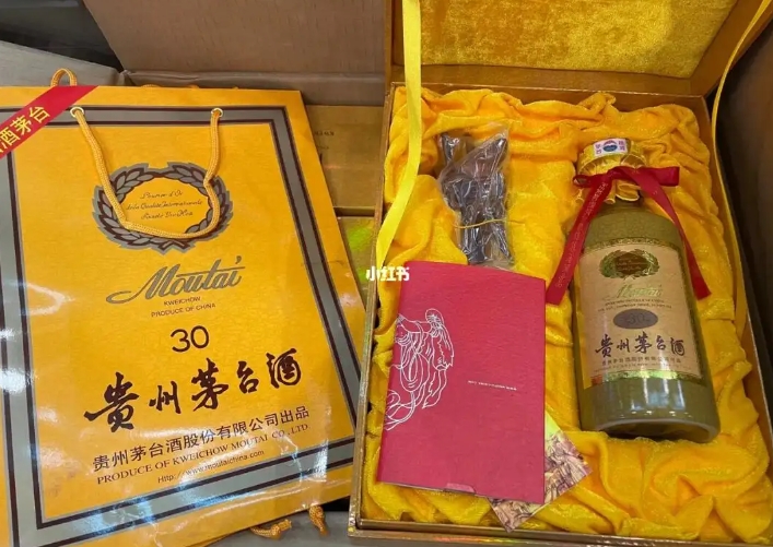 温州茅台30年与存放三十年老茅台酒质有什么区别？哪个回收价格更高？