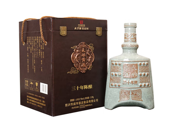 温州咸亨酒店太雕黄酒回收太雕三十年陈酿绍兴黄酒1.5kg礼盒装行情价格